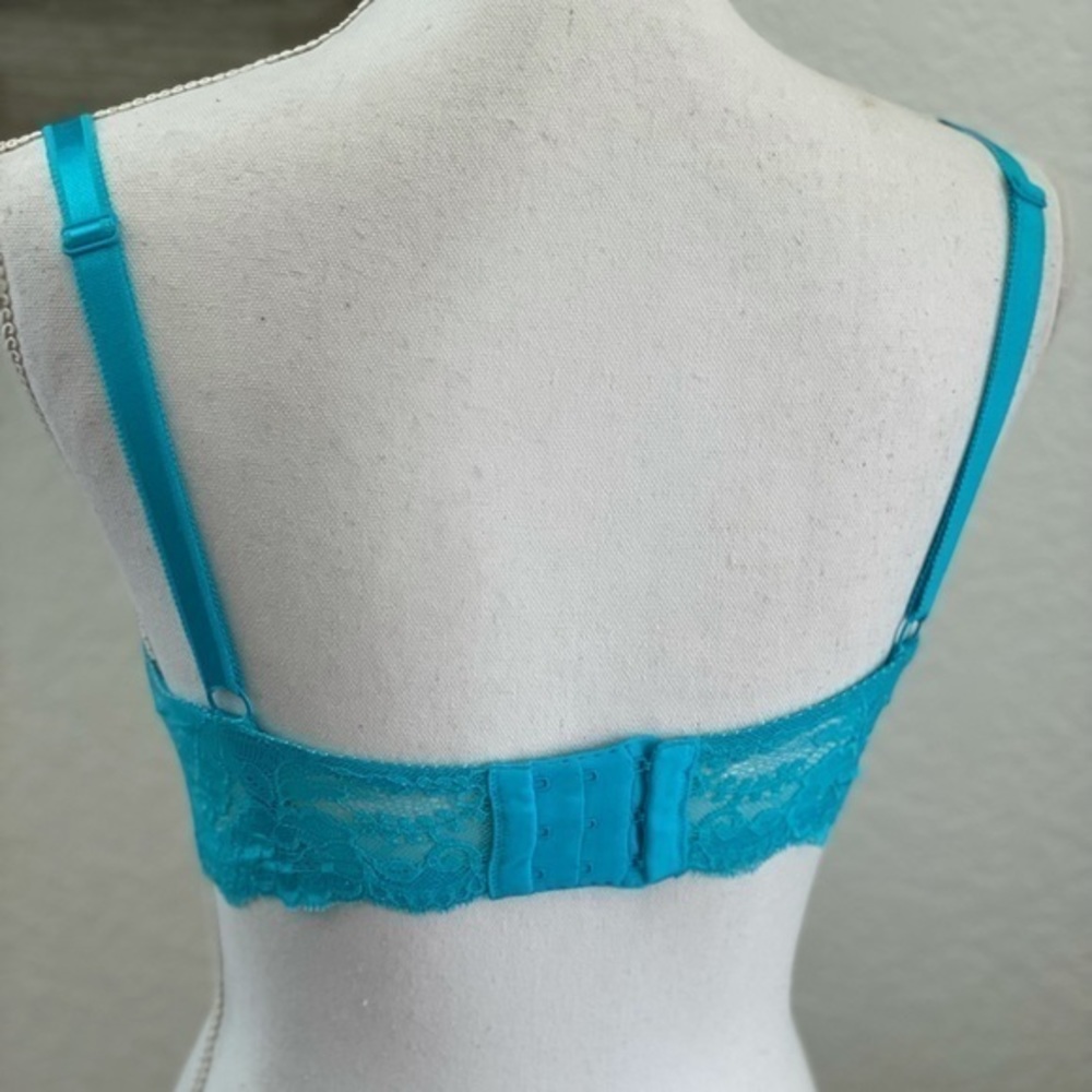 Victoria’s Secret Dream Angels lined demi 34DD - Picture 2 of 4